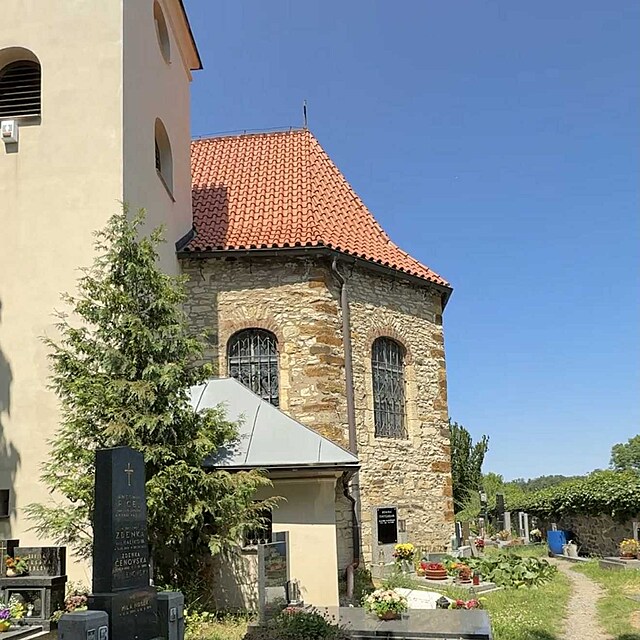 Lev� Hradec