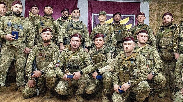 Hlavn� velitel ukrajinsk�ch ozbrojen�ch sil, gener�l Oleksandr Syrskyj na n�v�t�v� Sumsk� oblasti (26. �ervna 2025)
