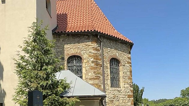 Lev� Hradec