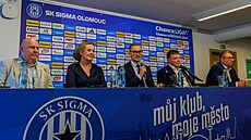 Pedseda spolku Sigma M Jakub Bene oznamuje prodej klubu Sigma Olomouc.