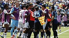 Pouchování hrá Interu a Fluminense.