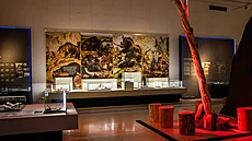 Expozici Národního muzea doplnily modely ji vyhynulých ivoich. (30. ervna...