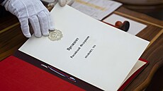 Konec �innosti Var�avské smlouvy za Rusko ratifikoval prezident Boris Jelcin....