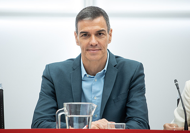 Pasivita, výkřiky a roztříštěnost. Jak Trumpovi (ne)pomáhají spojenci z Evropy