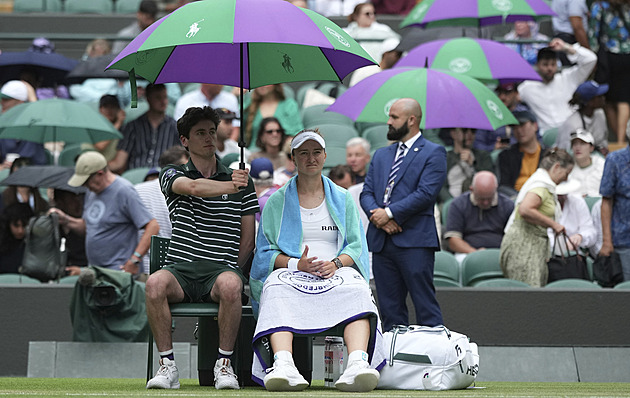 Obhájkyně Krejčíková ve Wimbledonu vypadla ve třetím kole, Menšík pohořel