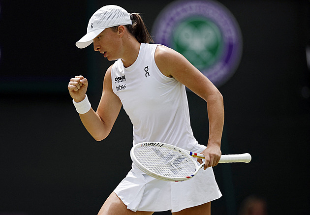 Šwiateková i Bencicová poprvé postoupily do semifinále Wimbledonu, hraje Sinner