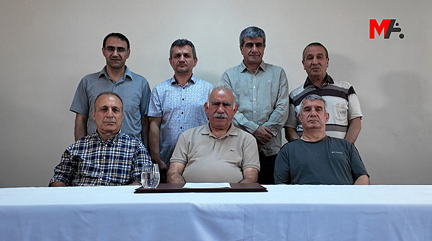 Fáze ozbrojeného boje PKK skončila, řekl Öcalan v prvním videu od roku 1999