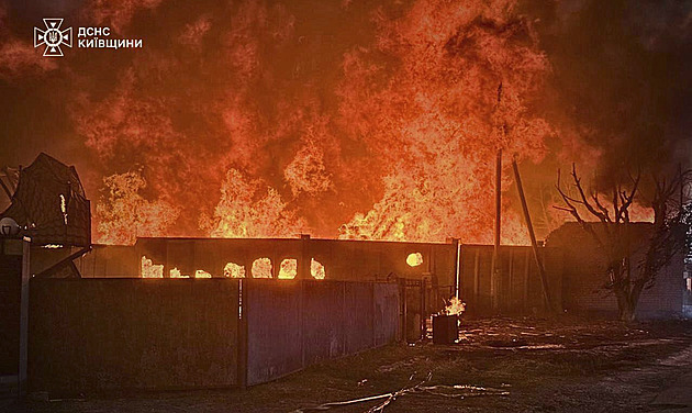 Sedm set dronů a 13 raket. Brutální ruský úder proti Ukrajině zvedl i polské stíhačky