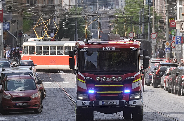 Rafinérie v Litvínově obnovuje výrobu po blackoutu, potrvá to několik dní