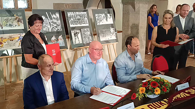 Jihlava prodala hokejovou Duklu. Chceme do extraligy, velí nový vlastník