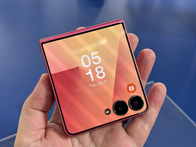 Novinky za neuvěřitelné ceny. Samsung musel zlevnit a přidal další slevu