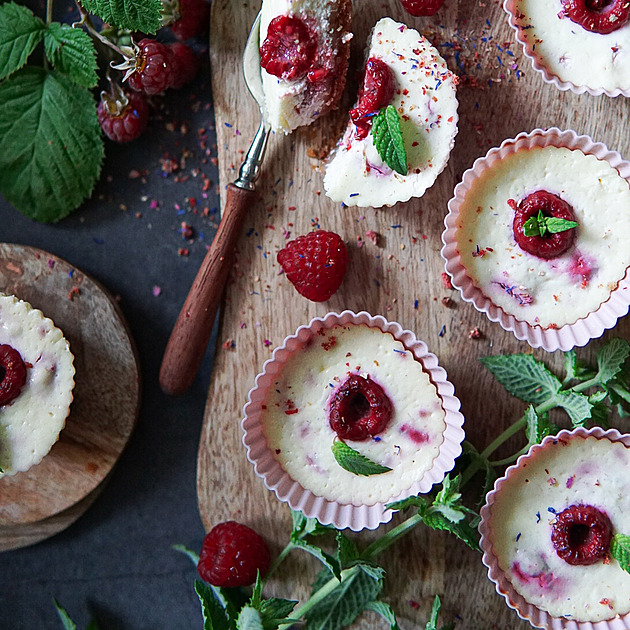 Malinové mini cheesecakes podle Barbory Volfové