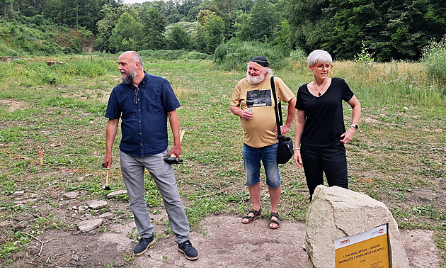 Zchátralé opuštěné koupaliště u Metuje nahradí biotop za 92 milionů