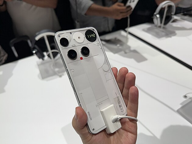 Nothing Phone (3)