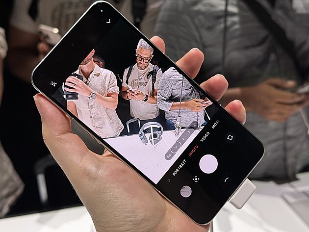 Nothing Phone (3)