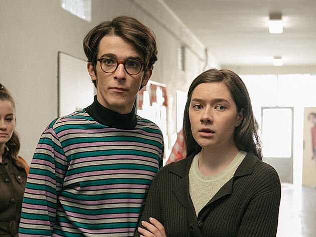 Tom� Weber a Marie Anna Kupcov� ve filmu Vlny (2024)