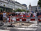Horn st Vclavskho nmst je u rok kompletn rozkopan. (23. ervna 2025)