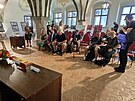 Historick moment. Do podpisu smlouvy o prodeji majoritnho podlu v Dukle...