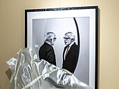 V karlovarské Sparkasse Gallery odhalilo vedení festivalu spolu s autorem Tonem...
