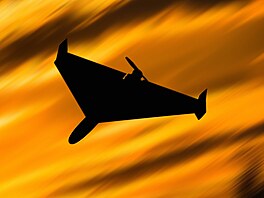 Ruský dron �áhed-136 p�i útoku na Ukrajinu (3. listopadu 2022)