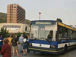 Komplex budov je postaven ve stylu brutalismu a od poátku se o nm uvaovalo...