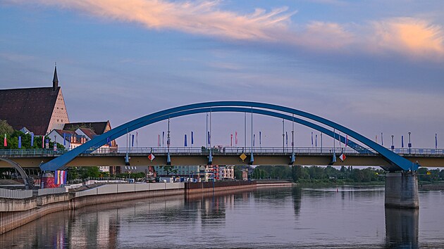 Most mezi nmeckm Frankfurtem nad Odrou a polskmi Slubicemi (1. kvtna 2024)