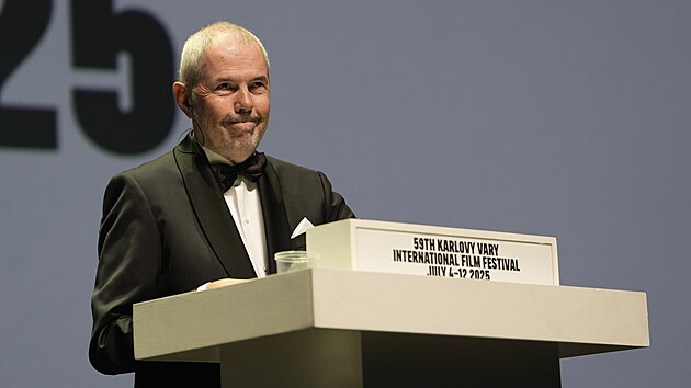 V Karlovch Varech odstartoval 59. ronk prestinho Mezinrodnho filmovho festivalu. Tradin ho moderuje Marek Eben. (4. ervence 2025)