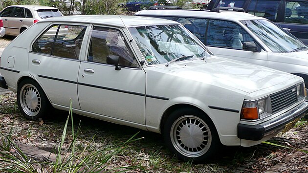 Auto k pohledn? V NDR rozhodn, ance, e se k nmu poctiv dostanete, byla asi tak velk, jako e z olympidy pivezete zlatou medaili.