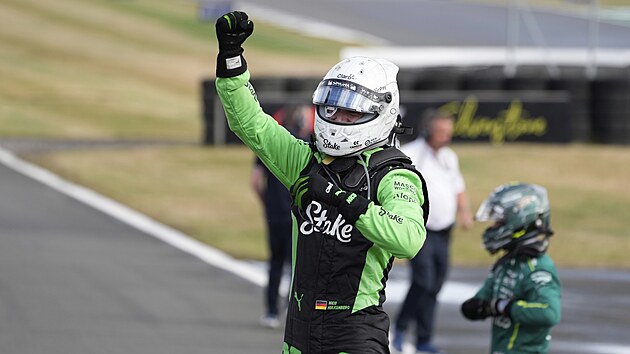 Nico Hlkenberg ze Sauberu se raduje ze tetho msta ve Velk cen Velk Britnie.