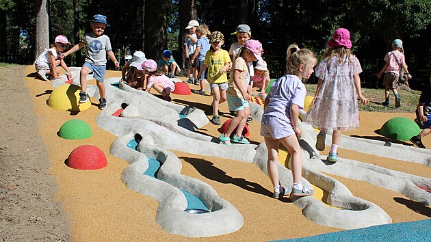 Novinku už v parku vyzkoušely děti z humpolecké školky Questo School a z dětské skupiny Mláďata.