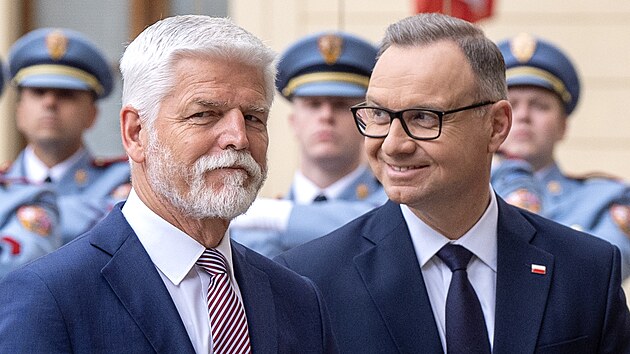 Prezident Petr Pavel na Praskm hrad pijal koncho polskho prezidenta Andrzeje Dudu. (7. ervence 2025)