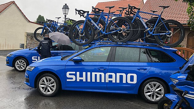 Prostednictvm tohoto vozu se o kola znaky Shimano star bval cyklista Servais Knaven.