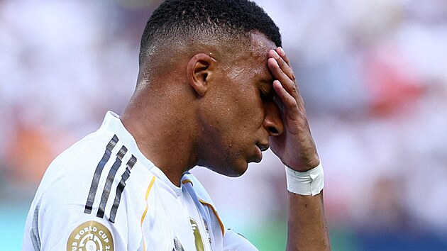 Kylian Mbappé z Realu Madrid pro�ívá nepovedený zápas.
