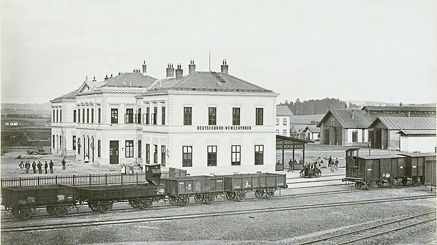 Nádraží Rakouské severozápadní dráhy v německém Brodě v roce 1871