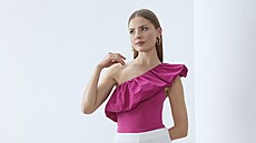 Pro majitelky malého poprsí máme dokonalý trik, jak si tyto partie zv�t�it �...