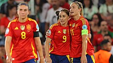 Alexia Putellasová a Esther Gonzálezová po panlském gólu.