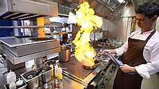 Dubaj zaívá restauraní boom. Restaurací zde pibývá i pes vysokou...