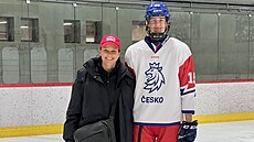 Václav Nestra�il s maminkou Lucií.