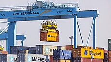 Rotterdamský p�ístav (1. kv�tna 2025)