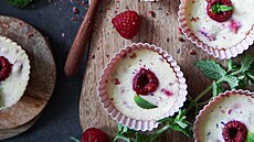 Malinové mini cheesecakes podle Barbory Volfové