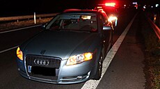 idi pronásledovaného vozu Audi s francouzskou znakou zmizel policejním...