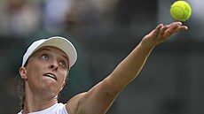 Iga wiateková ve druhém kole Wimbledonu.