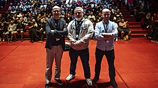 Martin Frývaldský, Daniel Vávra a Petr Peka v Císaských lázních ped...