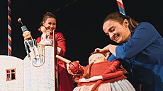 Barbara Jarkovská Humel (vlevo) a Johana Vavínová v ertov babice