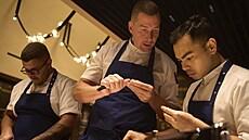 éfkucha Torsten Vildgaard (uprosted) v dubajské luxusní restauraci FZN (13....