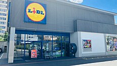 Prodejna Lidl na Jiním mst po poledni v pátek 4. ervence 2025 bhem výpadku...