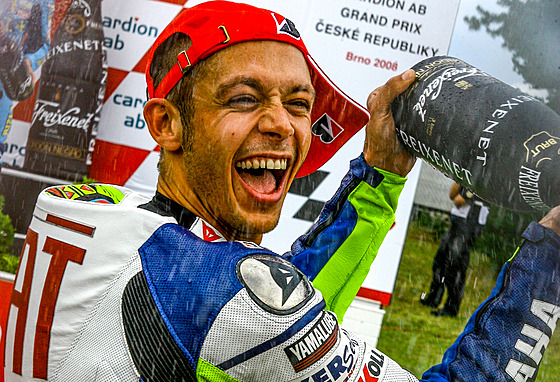 Valentino Rossi slaví v Brn v roce 2008 svoje vítzství. (foto z výstavy Marka...