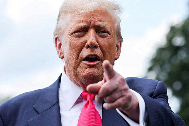 Sněmovna schválila Trumpovy miliardové škrty. Dotknou se zahraniční pomoci i médií
