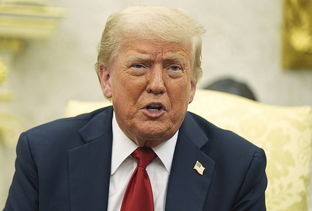 Trump přitlačil na Putina. Chce dohodu o míru do 50 dnů, spojencům slíbil zbraně