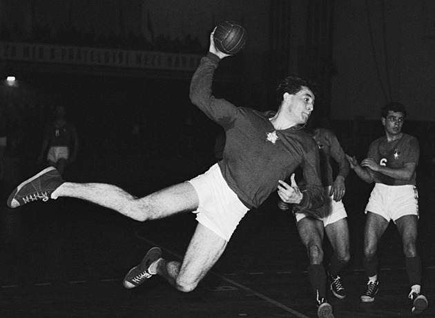 Zemřel házenkářský mistr světa z roku 1967 Mareš, bylo mu 88 let